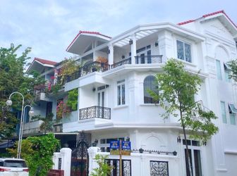 Bán Nhà Dt Sàn Xd 205M2 Giá Cực Rẻ Tại An Cựu City