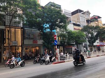 Bán Tòa Nhà 8 Tầng Mặt Phố Thái Hà Siêu Vip Lh: 098.678.8881 