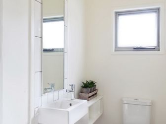 Nhà Mới Hồng Mai  Hai Bà Trưng, Mặt Tiền 4M, 44M2, 2.7 Tỷ, Hàng Hiếm Chủ Cần Bán Gấp Trong Tháng.