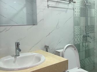 Bán Gấp Nhà Trần Cung Hoàng Quốc Việt 34M2 5 Tầng 3 Tỷ 150 Tặng Nội Thất