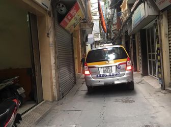 Bán Nhà Phân Lô Nguyễn Tuân, 21M2* 3 Tầng, Ô Tô Đỗ Cách Nhà 30M, Giá 2.35 Tỷ.