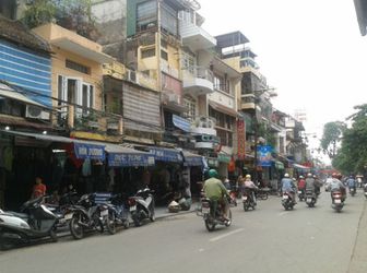 Cần Bán Nhà Phố Hoàng Mai , 31M X 5 Tầng , Gần 3 Tỷ .