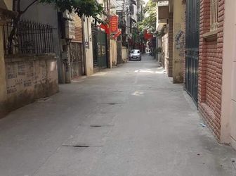 Bán Gấp Nhà Phân Lô Ngõ 89 Lạc Long Quân 35M 5 Tầng Giá 3,9 Tỉ