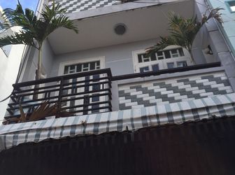 Nhà 1Trệt 2Lầu 1/ Trên Đường Lê Đình Cẩn 60M2 Có Sổ Hồng Riêng