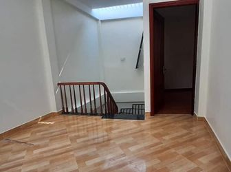 Bán Gấp! Chỉ Từ 3.3 Tỷ, Nhà Phân Lô 33M2 X 5 Tầng, Tại Phố Nguyễn Lân, Thanh Xuân, Lh 0911336133.