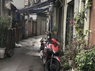 Bán Nhà Ngõ 698 Lạc Long Quân 33M 5 Tầng Lô Góc Giá 3.3 Tỷ Full Nội Thất