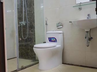 Bán Nhà Gần Ngã Tư Sở - Gara Ô Tô 7 Chỗ - Nhà Đẹp Lộng Lẫy Đợi Chủ Mới - Giá Chỉ 5.95 Tỷ