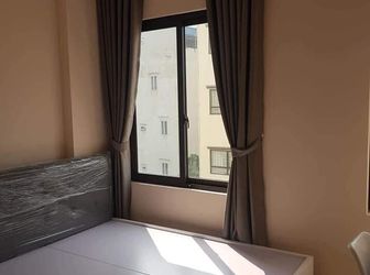 Bán Nhà Lạc Long Quân 61M2  5T  4.35Tỷ Gần Phố Nhà Mới Ở Ngay ! 