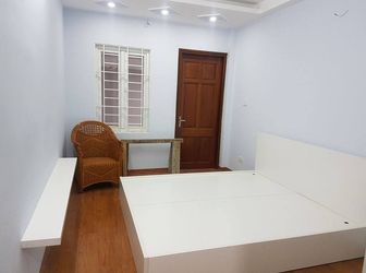 Nhà Chùa Bộc,  39M 4 Tầng  Giá 2.1 Tỷ  Duy Nhất Còn Sót Lại Lh 0972081346