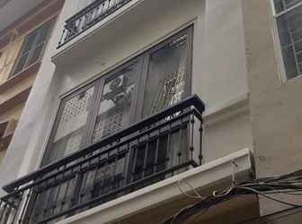  Bán Nhà Trần Thái Tông 36M2 5T 3.6Tỷ Ôtô Đỗ Cổng Nhà Mới . 