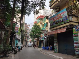  Bán Nhà Trần Thái Tông 36M2 5T 3.6Tỷ Ôtô Đỗ Cổng Nhà Mới . 