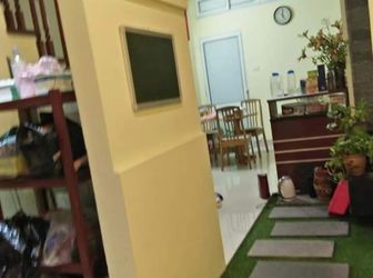 Nhà Mới, Sang Trọng, Ô Tô Đỗ Cửa  Phố Vũ Tông Phan 40M 4 Tầng 4.4 Tỷ.