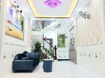 Chỉ 4 Tỷ 5 Có Nhà 40M2 4 Tầng 5Pn Phú Nhuận Lh Vy 0935598158