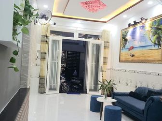 Chỉ 4 Tỷ 5 Có Nhà 40M2 4 Tầng 5Pn Phú Nhuận Lh Vy 0935598158