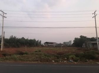 Bán Gấp 1011M2 Đất Xây Nhà Vườn,giá 370 Triệu