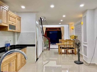 Nhà Thủ Dầu Một, Giá Tốt, Vị Trí Trung Tâm, Sổ Sẵn, 2.6 Tỷ