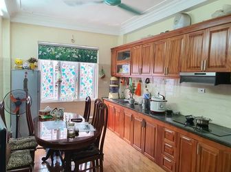 Nhà Quỳnh Lôi Ôtô Đỗ, Kinh doang, 2 Mặt Thoáng, Nở Hậu, 58M, Giá Rẻ Bất Ngờ.