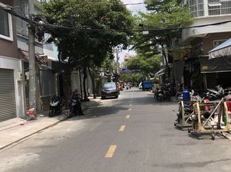 Chủ Bán Gấp Nhà Sát Bay Tân Sơn Nhất 2 Lầu Gía Chỉ 3.3 Tỷ Tỷ. Đt 0938837998