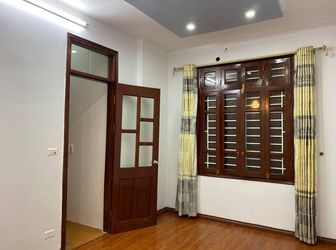 Bán Gấp Nhà Đẹp Phố Yên Hòa Cầu Giấy 40M2X5T Giá Hơn 3 Tỷ