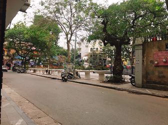 Cho Thuê Nhà Mặt Phố Số 18 Âú Triệu - Hoàn Kiếm - Hà Nội