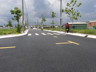 Đất Nền Mặt Tiền Nguyễn Trung Trực, Bến Lức, Shr,100M2, 650 Triệu