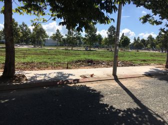 Kẹt Tiền Cần Ra Nhanh Nền Đất 100M2 Thổ Cư Giá 700Tr, Sổ Hồng Riêng, Ngân Hàng Hỗ Trợ