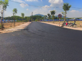 Kẹt Tiền Cần Bán Lô Đất Ngay Khu Tđc 44Ha Giá Chỉ 12Tr/m2, Sổ Hồng Riêng, Dân Cư Hiện Hữu