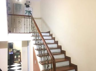 Bán Nhà Mặt Ngõ Võng Thị, 40M2, 6 Tầng, Mặt Tiền 5.3, Ô Tô, Nội Thất Xịn, Giá 4.6 Tỷ.