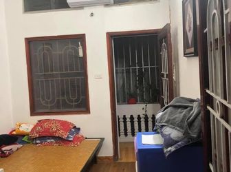 Bán Nhà Gấp - Ngõ Ba Gác Tránh- Phố Xã Đàn- Ngõ Thông- Dt 25M2- Giá 2,35 Tỷ. 