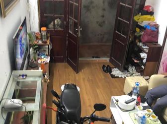 Bán Nhà Gấp - Ngõ Ba Gác Tránh- Phố Xã Đàn- Ngõ Thông- Dt 25M2- Giá 2,35 Tỷ. 