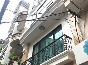  Bán Nhà Mới – Ngõ Ô Tô – Thẳng Ngõ Ra Phố Nguyễn Khang 50M – Dt 65M2 – 13 Tỷ.