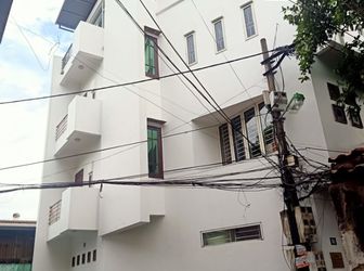 Cần Bán Nhà Gấp, Căn Góc 3 Mặt Tiền Tại Ngõ 51/53 Phố Đức Giang