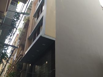 Cần Bán Gấp Nhà Phân Lô 6T Thang Máy Phố Trần Quốc Hoàn – Dt 45M2 Giá 9.5 Tỷ