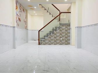 Cần Bán Nhà Khu Vực Đường 3/2 Gia Rẻ 400M2