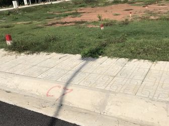 Đất Mặt Tiền Trần Văn Giàu,64M2,shr.giá Rẻ.