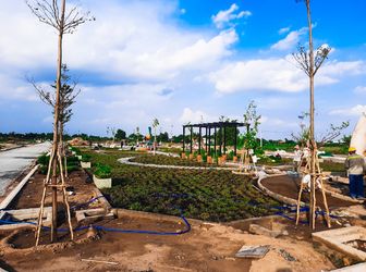 Còn Đúng 2 Nền Đẹp, Rẻ Đối Diện Công Viên