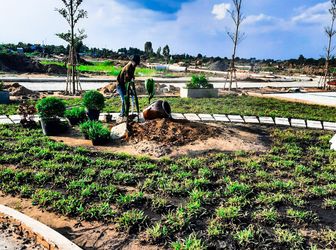 Còn Đúng 2 Nền Đẹp, Rẻ Đối Diện Công Viên