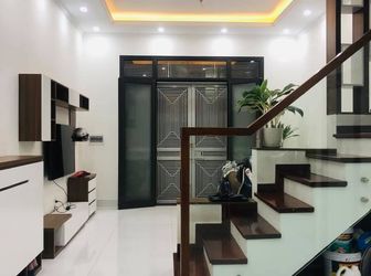 Nhà Đẹp Cầu Giấy, Phố Hoa Bằng. 4X41M, Chỉ 4,6 Tỷ. 