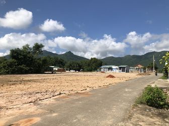 Chính Chủ Bán 5 Lô Đất Mt Ở Kdc Châu Pha Center Phú Mỹ-Br Dt 232 Full Thổ Giá 4Tr4 1M2