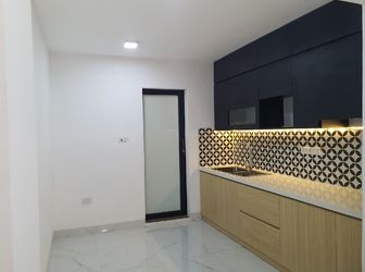 Bán Gấp Nhà Ngõ Phố Cầu Giấy 35M X 5T Giá 3.3 Tỷ