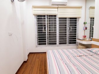 Bán Gấp Nhà Ngõ Phố Cầu Giấy 35M X 5T Giá 3.3 Tỷ