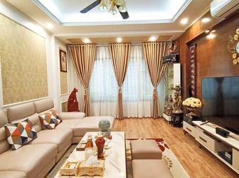 Bán Nhà Cầu Giấy, Ô Tô Đỗ Cửa, Lô Góc 2 Mặt Ngõ, Kinh Doanh Tốt.