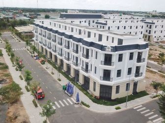 Bán Nhà Chợ Gò Đen. Lh: 0933.313.660