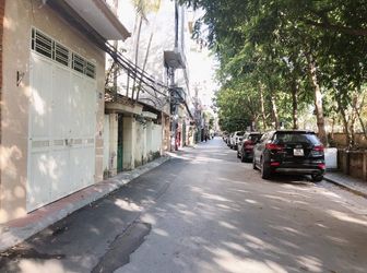 "rẻ Và Thơm" Nhà Nguyễn Lân 50M2 - Phân Lô, Ô Tô Đỗ Cửa - 74Tr/m. Chào Giá 3,7 Tỷ.