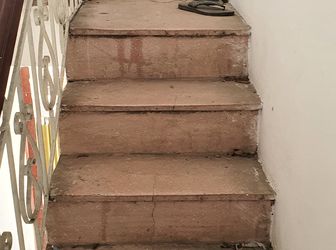 + Bán Nhà  Phố Bùi Ngọc Dương, Quận Hai Bà Trưng, Dt 39 X 4T, Mt 5,5M,  Chỉ 6,15 Tỷ.