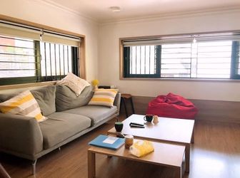 Bán Nhà Lô Góc Thịnh Hào-Kinh Doanh Sầm Uất- Mt16M-Lh:0356698233