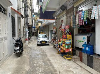 9(K) Nhà Đẹp 42M2. Mt Đẹp 4.2M. Ngõ Ô Tô 4M, Ngõ Nông 12M. Gần Hồ Linh Đàm 80M