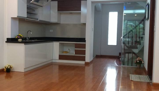 Bán Nhà Khu Vực Ô Chợ Dừa,  Nhà Đẹp 5t*35m, Sổ Đỏ Công Chứng