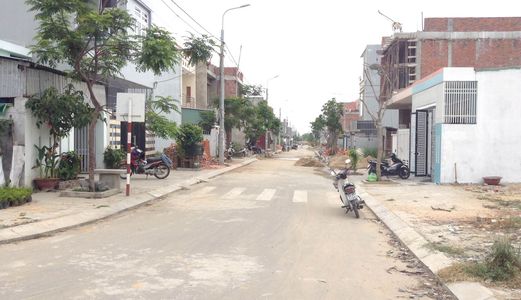 Sang Gấp Lô Đất 700M2, 380 Triệu/nền - Đối Diện Chợ - Sổ Hồng Riêng, Quận 8