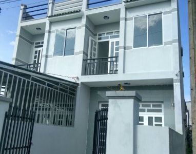 Nhà Cách Chợ 4P Bình Chánh, Sổ Hồng Riêng 100%, 5X18, Chính Chủ, Gần Chợ Gần Trường Học